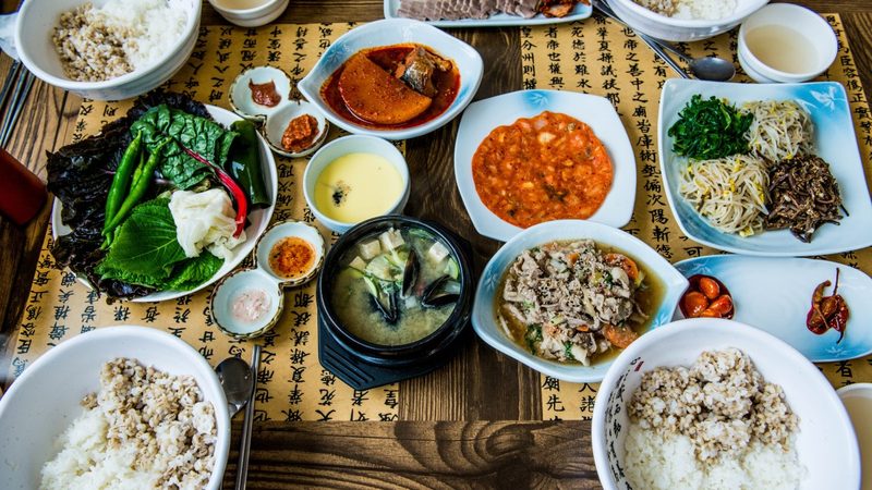 粮油过期了还能吃吗？揭秘过期食品的真相**