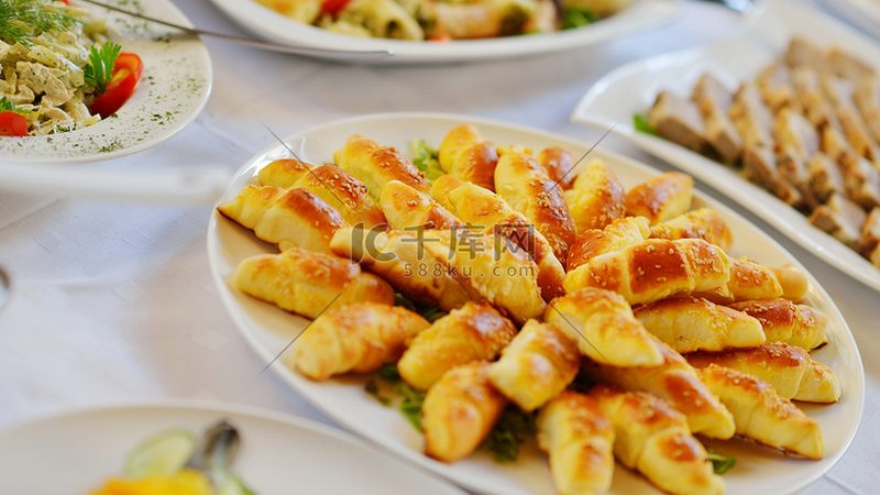 云南鲜花饼饼干加盟代理：揭秘其独特魅力与市场前景