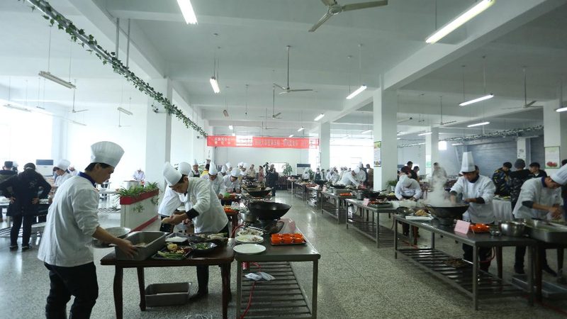 揭秘休闲食品批发市场：如何挑选优质厂家直销品牌